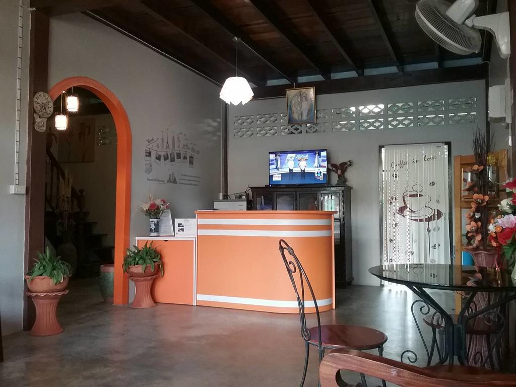 Sawang Guesthouse Ban Sawang Yai Buitenkant foto