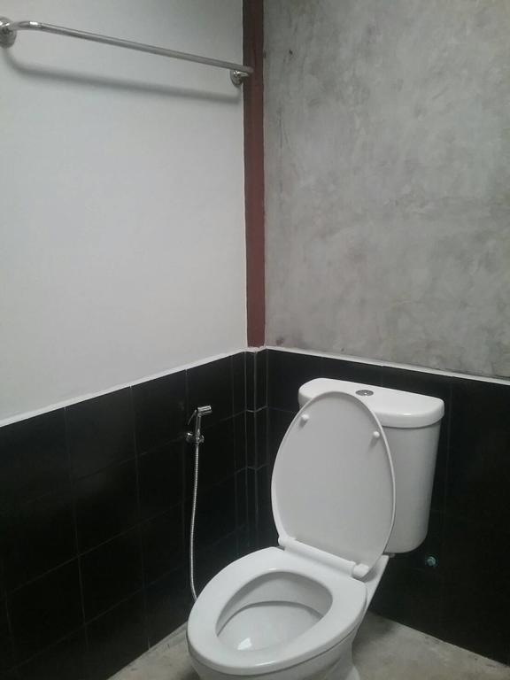 Sawang Guesthouse Ban Sawang Yai Buitenkant foto