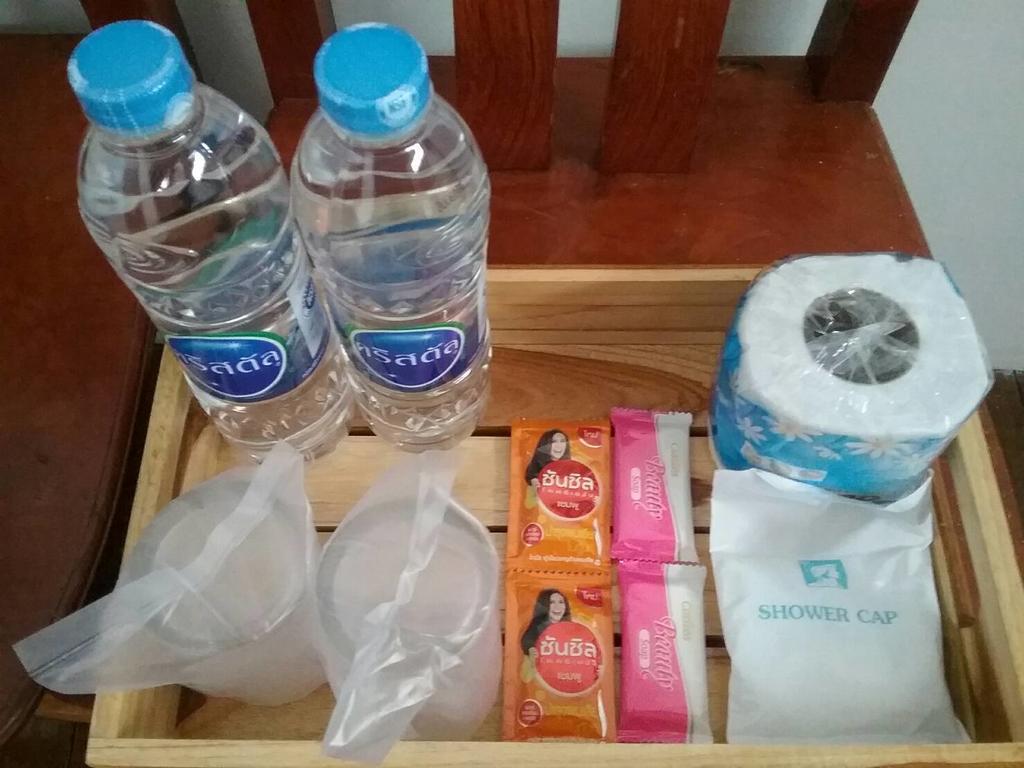 Sawang Guesthouse Ban Sawang Yai Buitenkant foto