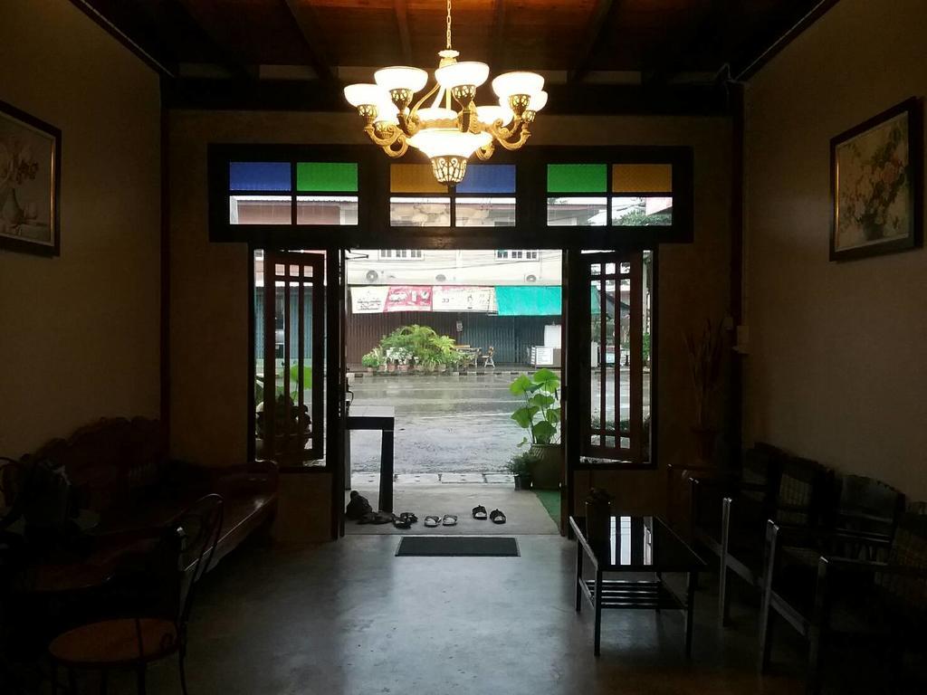 Sawang Guesthouse Ban Sawang Yai Buitenkant foto